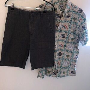 O'Neil Grey Shorts Men's Size 29 Looks Elegant with Sweater 🤙